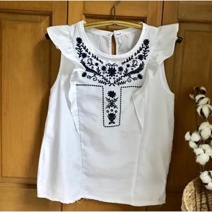 Flutter sleeve embroidered tank blouse
